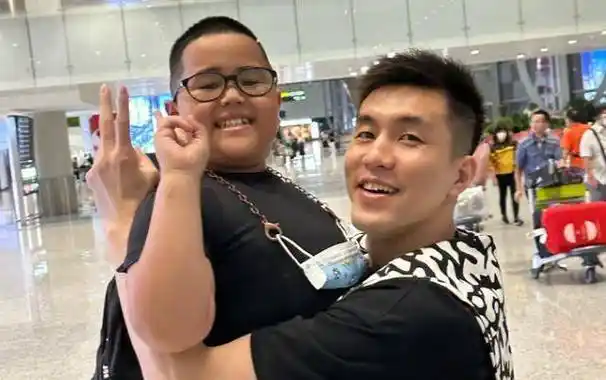 cba速递|朱芳雨杨鸣合作 广东队教练执掌国青 郭艾伦为高考加油