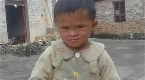 "小马云"近况曝光:被美女保姆照顾,身高5年未变,成赚钱机器