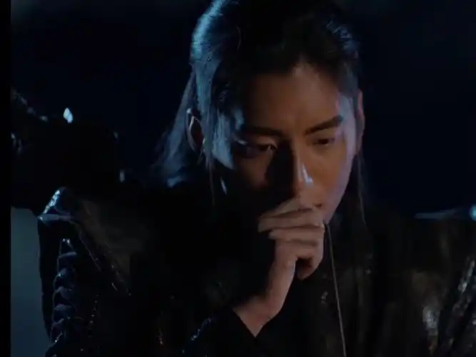 狼殿下王大陆  #王大陆  #战损妆