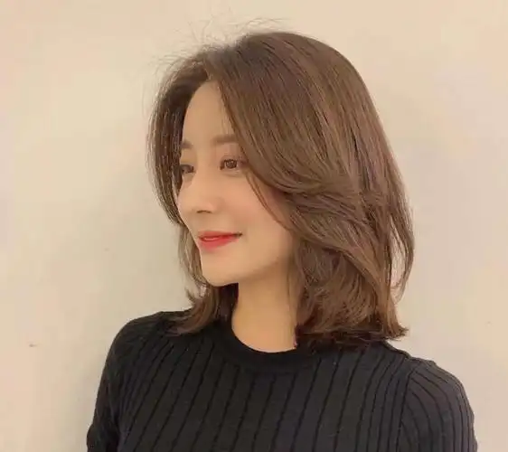 part 3  云朵烫短发