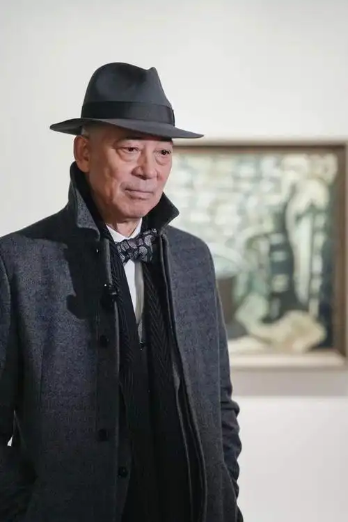 林栋甫致敬蒙田个展开幕那张脸不就是他自己吗