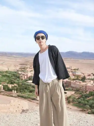 旅途的花样华晨宇1