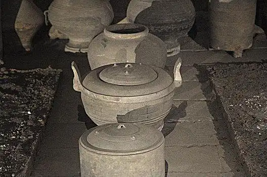 中国墓葬陪葬品