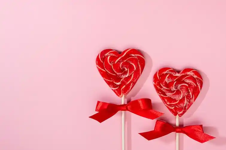 redheartshapedlollipops图片