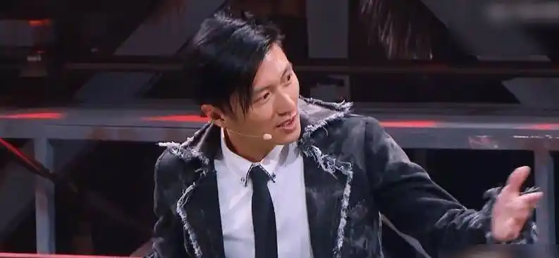 原创我们的乐队邓紫棋申请特权王俊凯直男回答谢霆锋迅速圆场