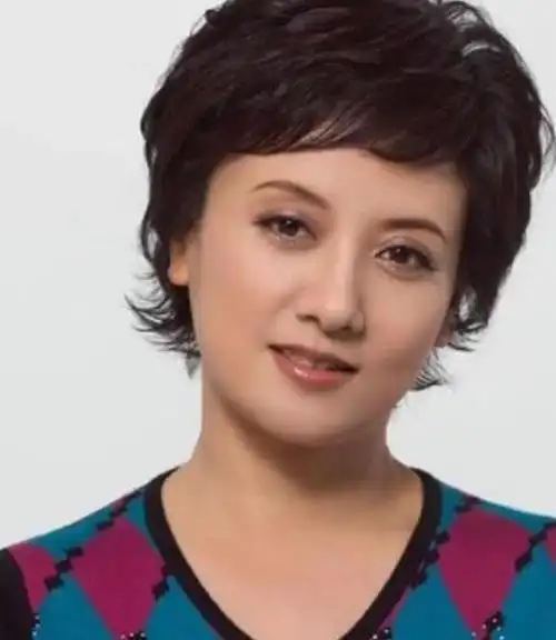 张国立前妻曝光隐藏那么久原来是她难怪邓婕甘心不要孩子