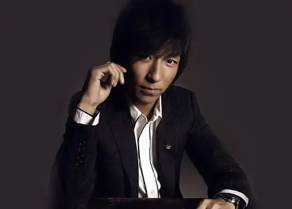 胡海泉发文为陈羽凡庆生 纪念羽泉成立24周年_莞讯网