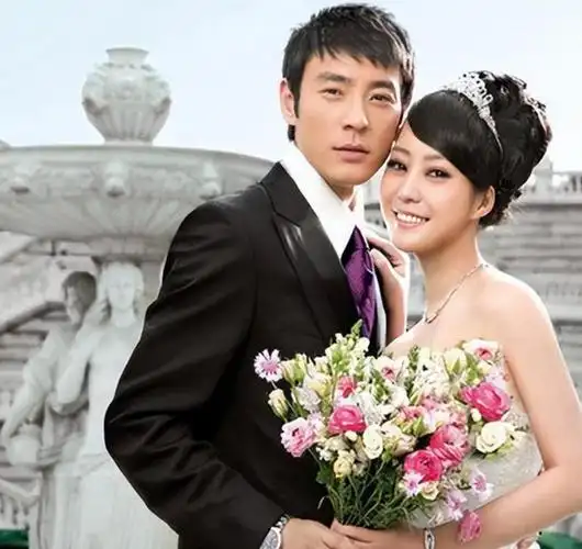 回顾李光洁踏着郝蕾上位负过殷桃后竟为小10岁的她收心