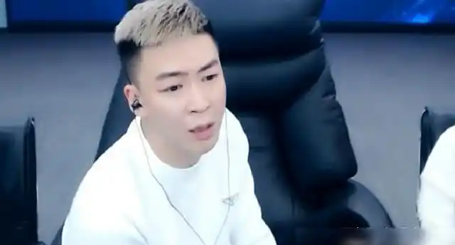 神豪比奇调监控曝料yy某电母刘一手心态爆炸怒怼粉丝少提意见