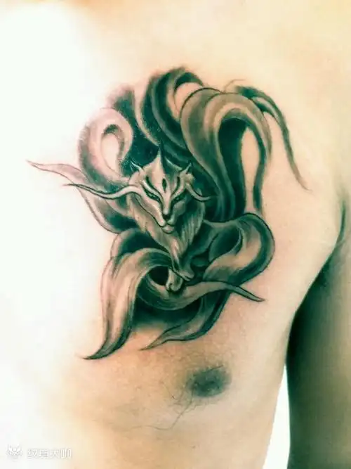 九尾狐_纹身图案手稿图片_pogo的纹身作品集