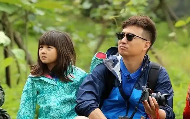 黄磊孙莉被曝婚姻生变,感情破裂影响孩子成长,多多出现心理问题|诗人