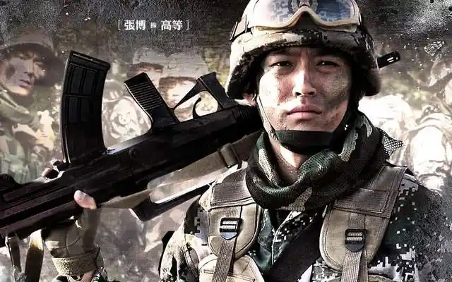 2004年,还在读大二的他,就参演了《我的武林男友》和《天下第一媒婆》