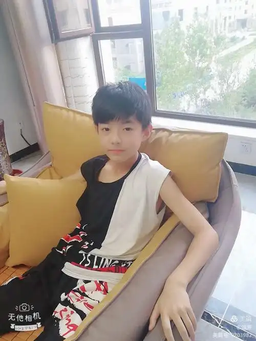 初二一班的同学们