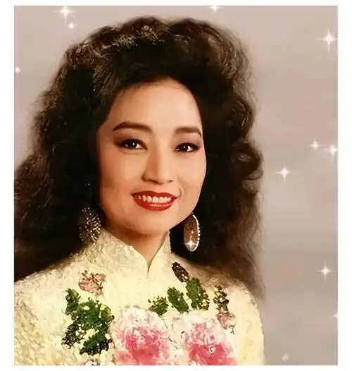 徐小凤的故事或许不再属于当下,但她的精神与音乐却将永远传世.