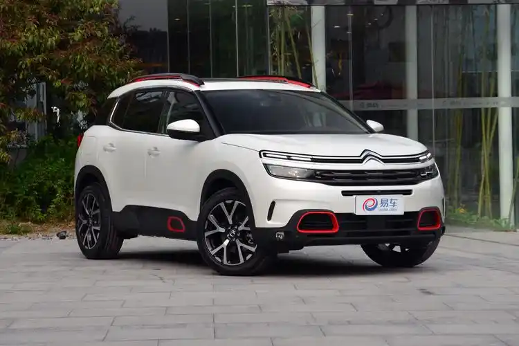 汽车产经网 > 正文  近期东风雪铁龙的全新suv-天逸c5 aircross,于9月