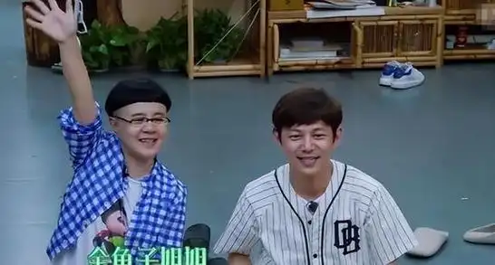 女儿官宣怀孕晒b超,金龟子和董浩合拍视频回应|何炅|b超|画家|作家