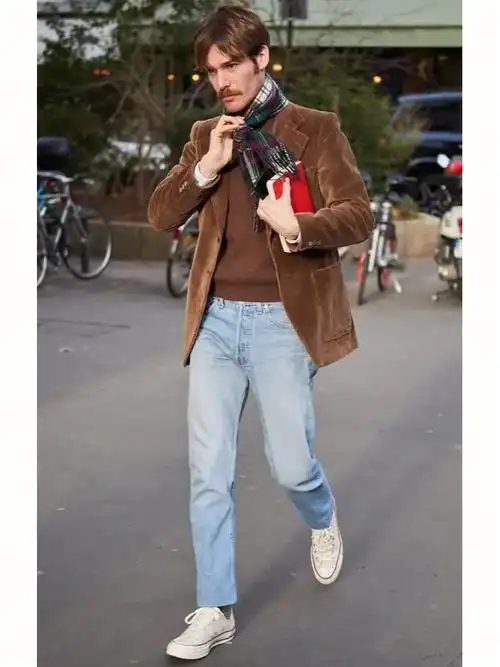 西装牛仔裤才是男人的经典造型