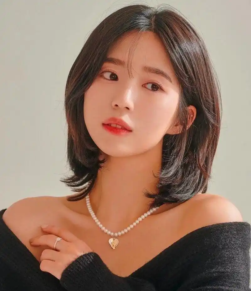 拿捏初恋感91齐肩内扣锁骨发 95这款齐肩内扣锁骨发真的日常百搭