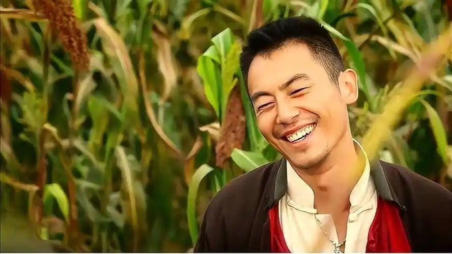 周迅改戏逼疯朱亚文,秦海璐吓哭小演员_巩俐_张艺谋_剧本