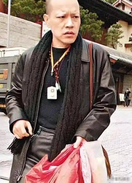 洪朝丰和富婆分手后发疯如今的他证明刘德华没说错