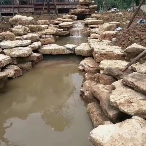 千层石驳岸施工队,千层石一吨价格 优质商家 灵璧石千层石