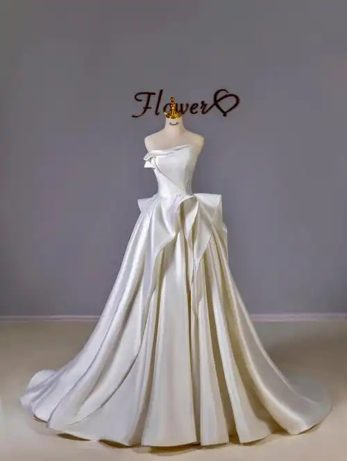 极致简约即是高级07缎面婚纱中山婚纱