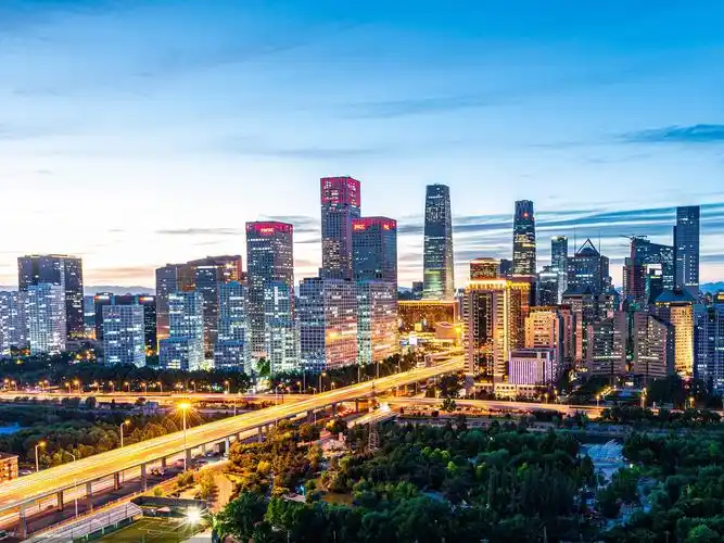 北京cbd中心区 孟繁博/摄