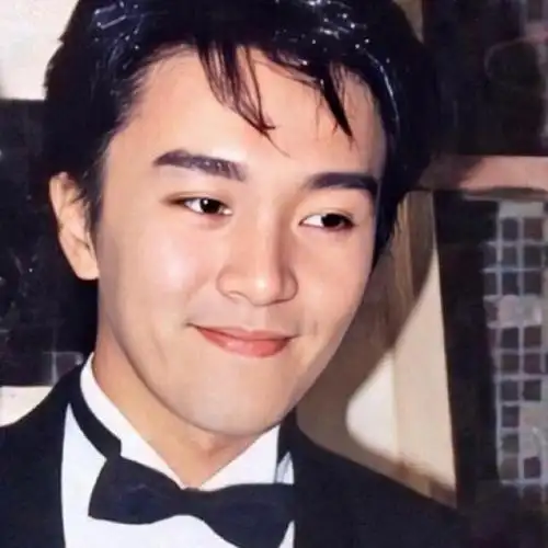 周星驰经典帅气哭泣头像(周星驰经典电影角色发光瞬间)(2)