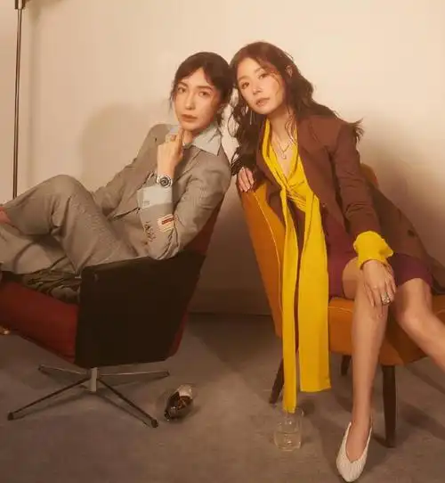 林心如庆祝46岁生日当众亲吻闺蜜气氛太嗨了不见老公霍建华