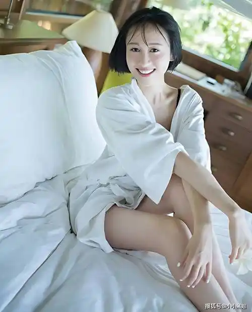 40岁练束梅,这身材饱满太性感了!_魅力_女神_女人