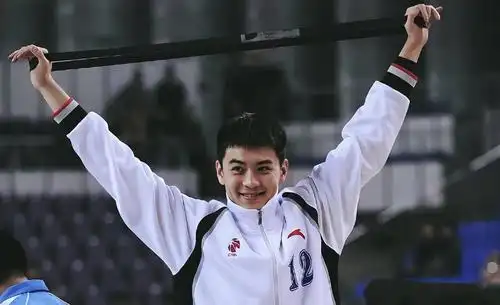 妈耶杨鸣这张图也太丁真了