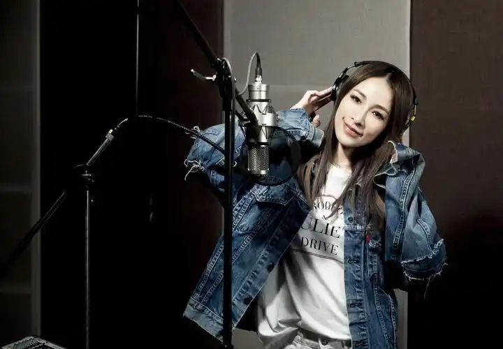 17年16任男友,萧亚轩凭什么这么任性?