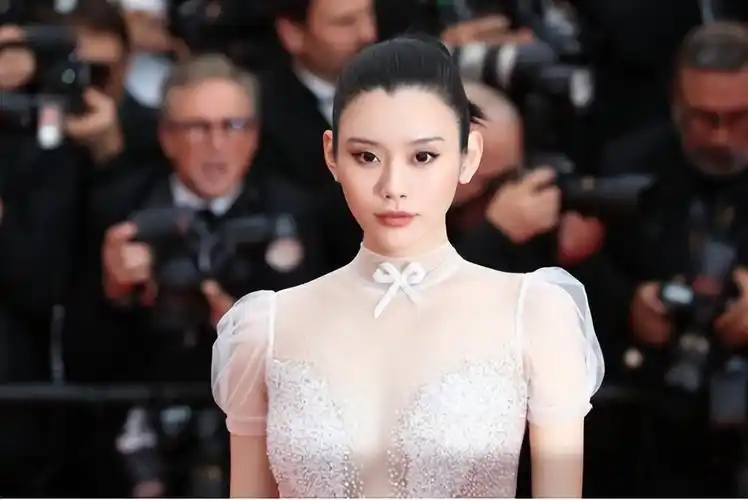 回顾奚梦瑶嫁豪门不是为了钱奉子成婚三年抱俩婆婆生三胎