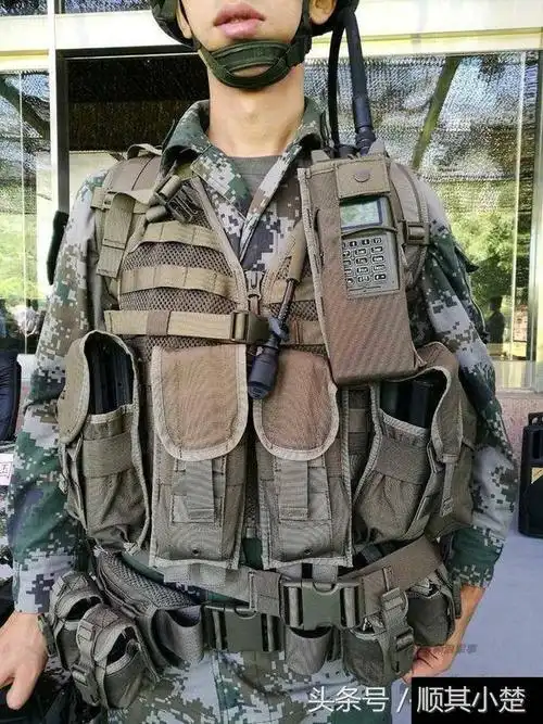 解放军新一代单兵装具亮点颇多!