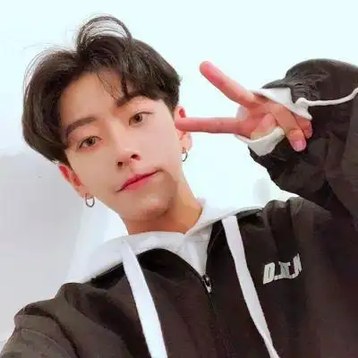 超帅的真人男生头像