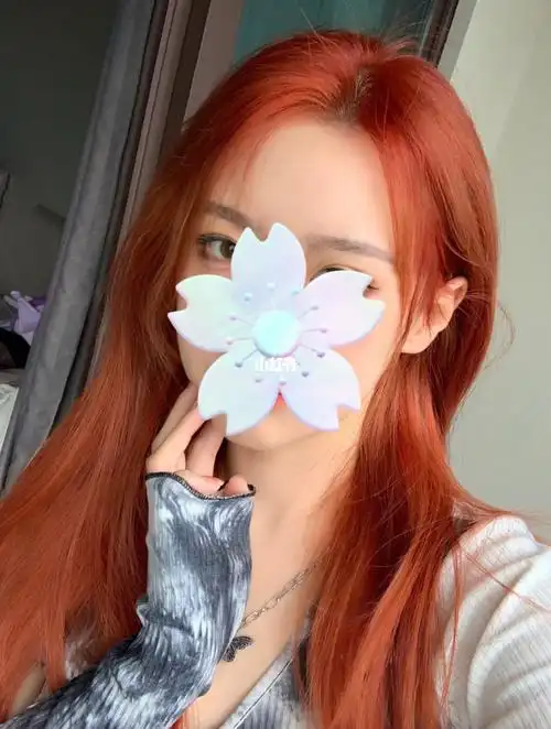 蜜糖棕橘色少女感发色真的是完全的百搭