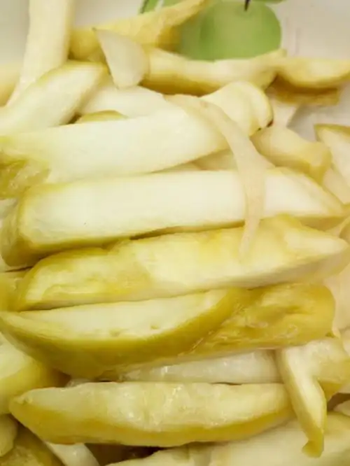 温州乐清土特产特色私房菜腌制酸菜榨菜条孕妇爱好的酸爽榨菜《熟