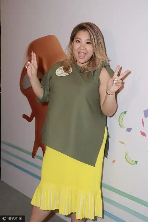 组图郑欣宜绿衣黄裙亮相卖萌近200斤宣称不再减肥