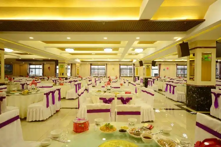 预订宴席优惠多多!