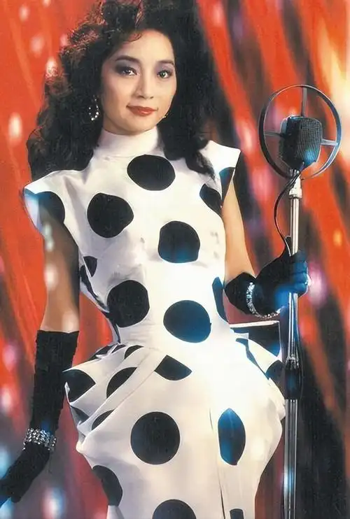 徐小凤的"消失",是娱乐圈的"悲哀"