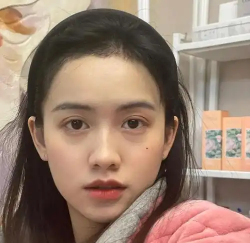 画眼妆不好看的女生一般有这几个特点难怪化妆显脏素颜又丑