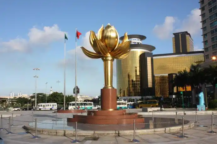 香港3晚4日自由行【随心游】 港龙/东方往返-5星航空,市中心酒店-2晚