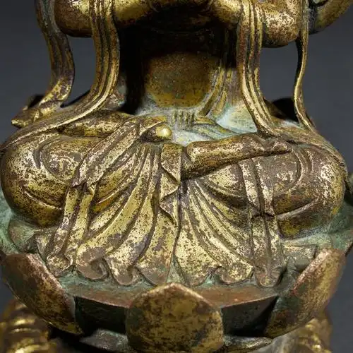 清代 铜鎏金六臂观音造像_清代 铜鎏金六臂观音造像估价_清代 铜鎏金