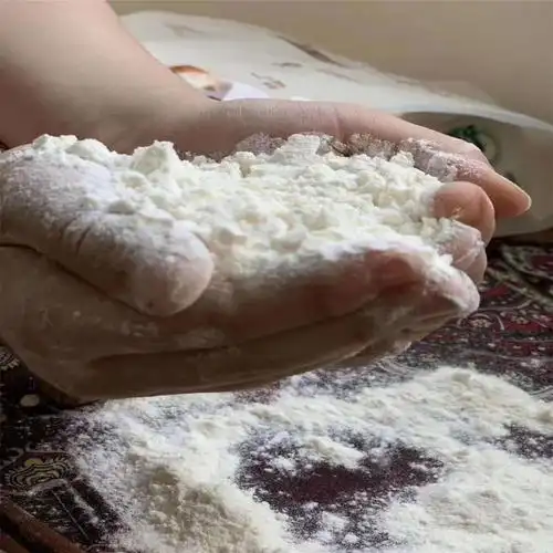 面粉10斤装家用小麦粉面条高筋粉白面粉批发白面小