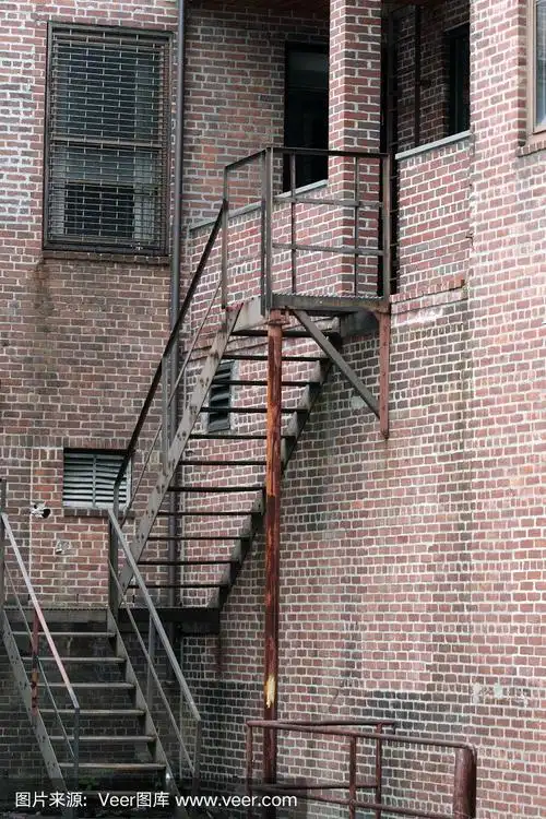 铁楼梯