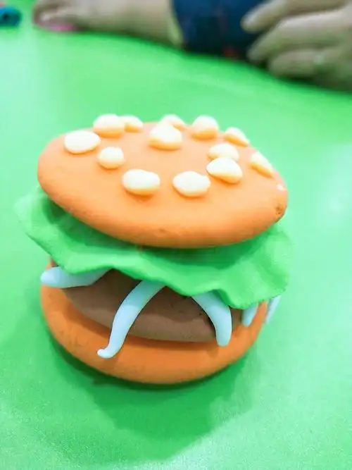 康语手工作品——橡皮泥系列:汉堡包