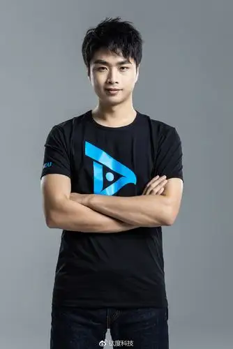 李晓峰现在的身份是钛度科技创始人