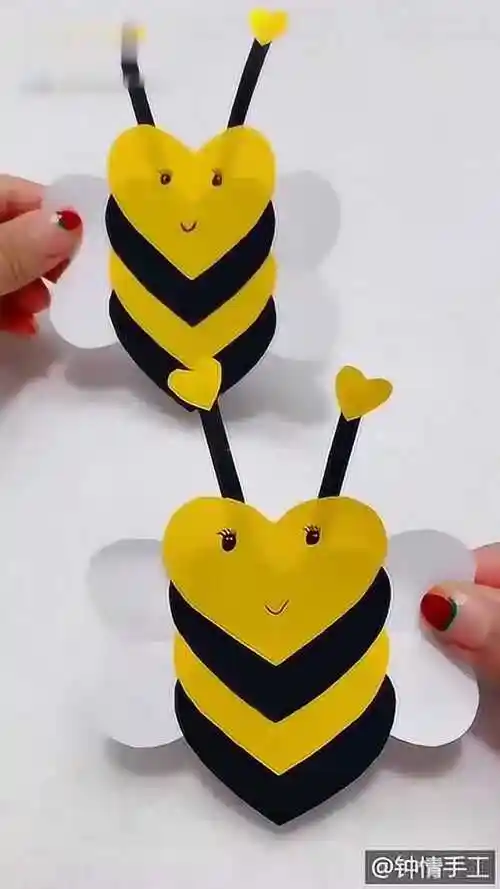 手工diy两只可爱的小蜜蜂简单易学的折纸