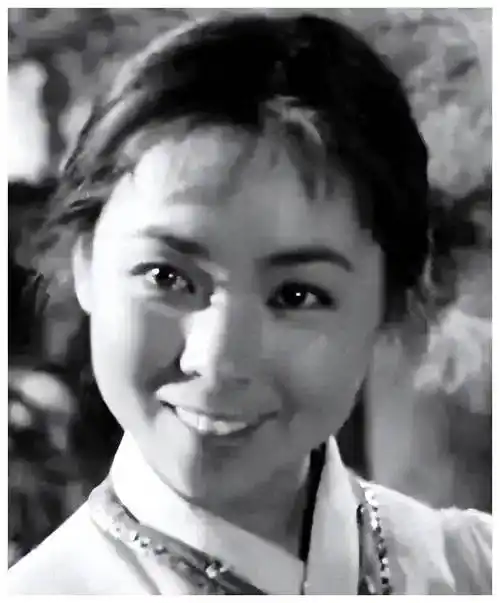 刘尚娴:我人生最幸运的事,嫁给初恋丈夫拯救了我!_演艺圈_成功_经历