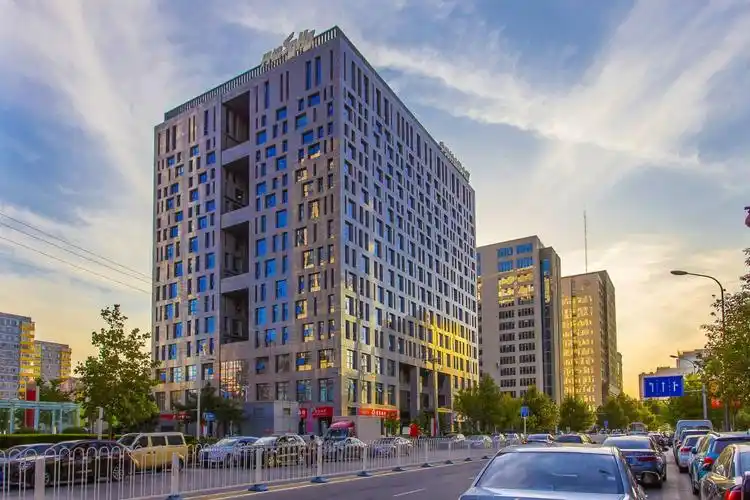 中心地址海淀区10~13元/﹐66天中国卫星通信大厦地址西城区13~15元